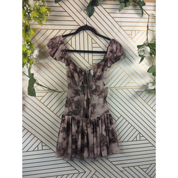 BOUTIQUE BRAND Women's Rose Frilly Mini Dress With Shorts Under Tie Front S NEW - Picture 2 of 9